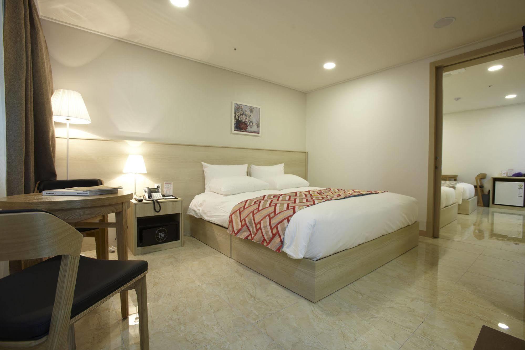 Hotel Sopra Incheon Cheongna Buitenkant foto