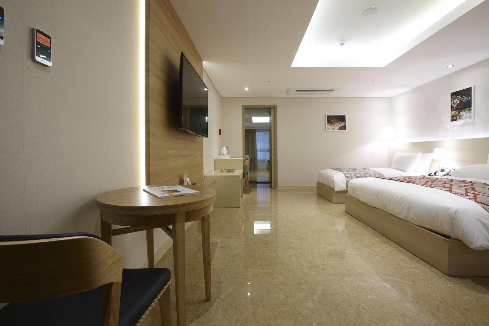 Hotel Sopra Incheon Cheongna Buitenkant foto