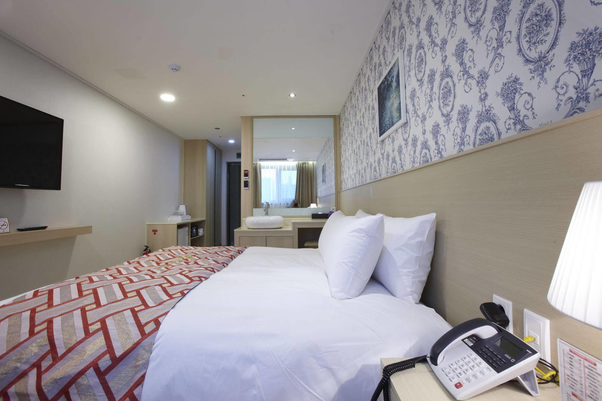 Hotel Sopra Incheon Cheongna Buitenkant foto